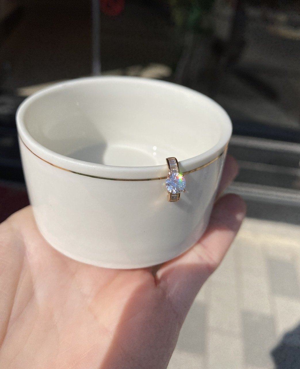 VIP Seri Ortası Tek Taşlı Earcuff Kıkırdak Küpe